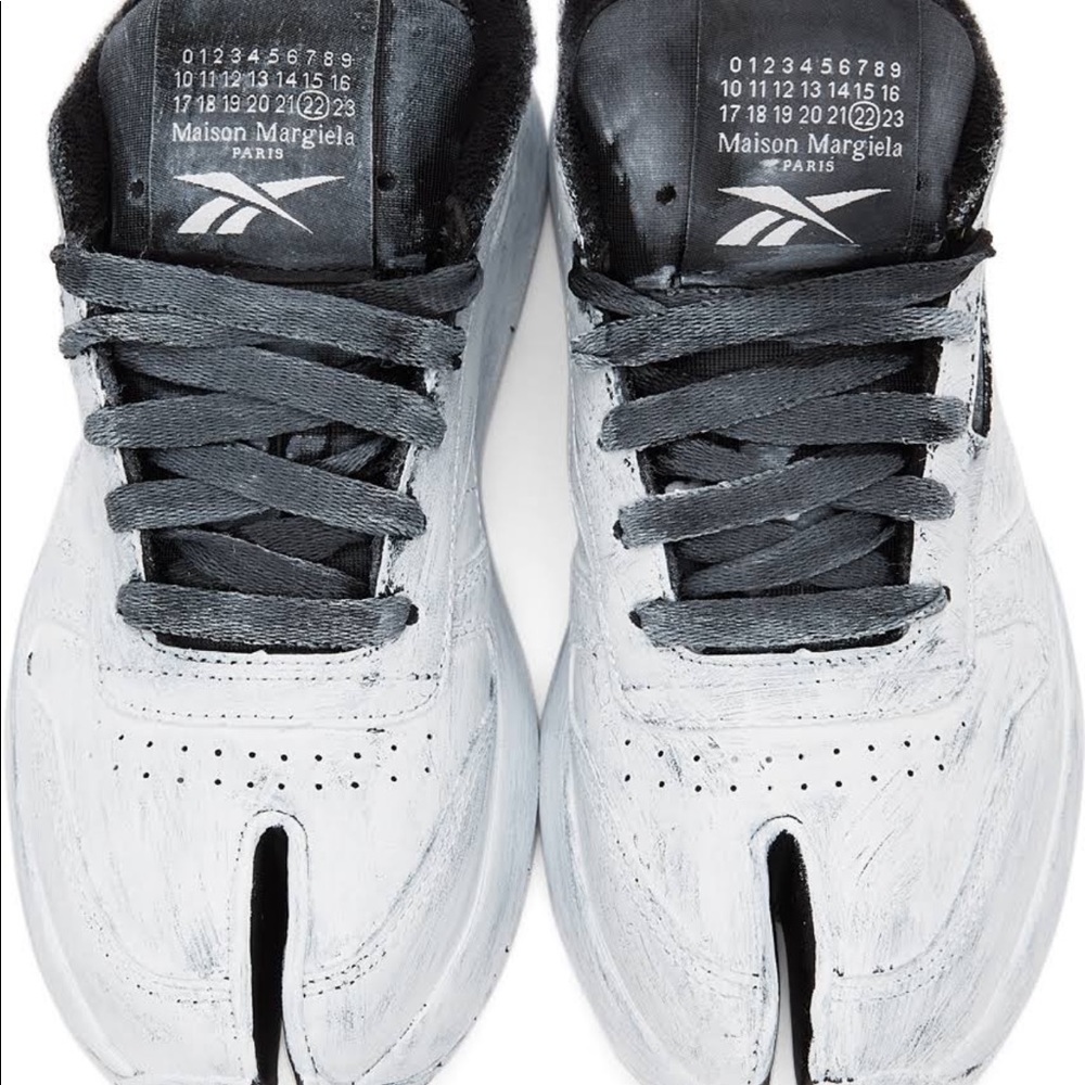 Maison Margiela X Rebook Tabi Sneaker